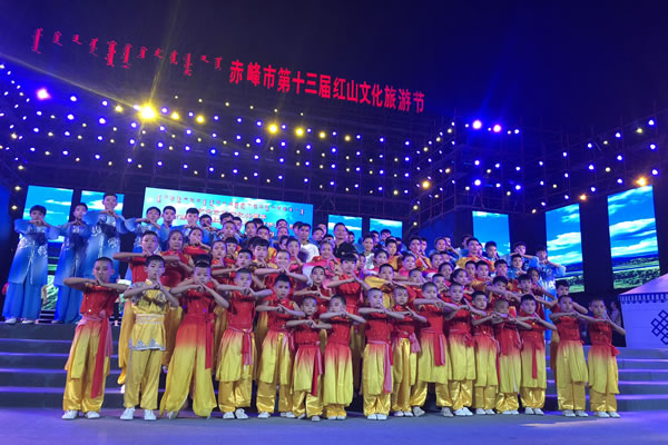 �����ڳ����ɽ��������ѧУֻѧ������